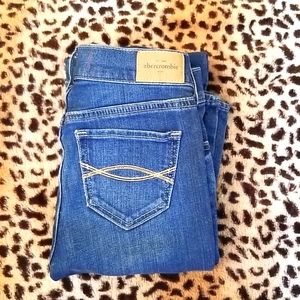 Abercrombie Kids Skinny Jeans (girl size 12 slim)